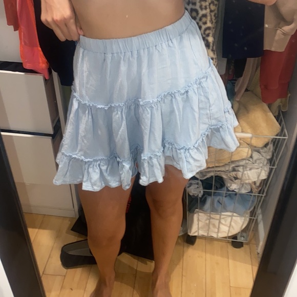 Princess Polly Blue flowy skirt - Picture 4 of 6